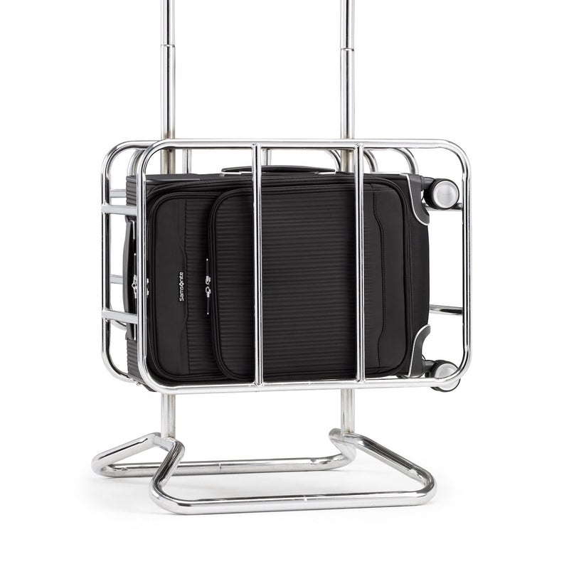 size of black Samsonite Silhouette 18 Spinner Carry-On