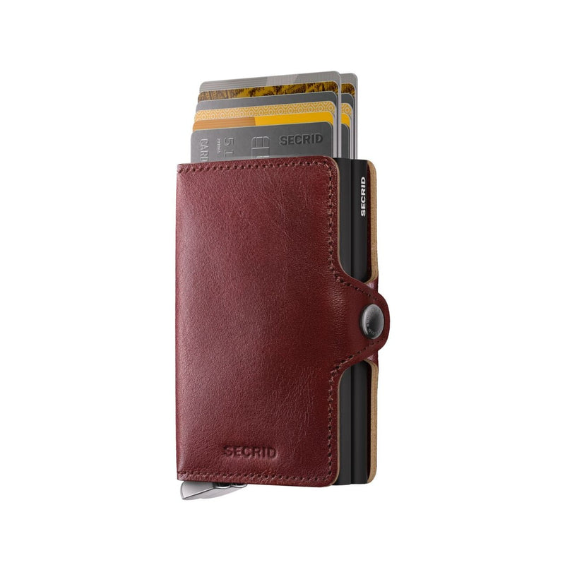 cards up in brown Secrid Premium Twinwallet Basco