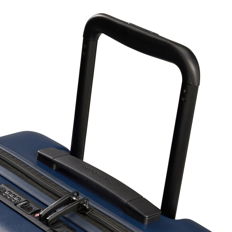 Pull handle of navy Samsonite Stackd Spinner Carry-on Expandable